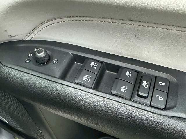 お問い合わせは０５２−６５５−４９０２まで。最寄り駅はあおなみ線「中島駅」から車で５分。名古屋駅からは１０分で到着出来ます！事前にご連絡頂ければ駅までお迎えにあがります。