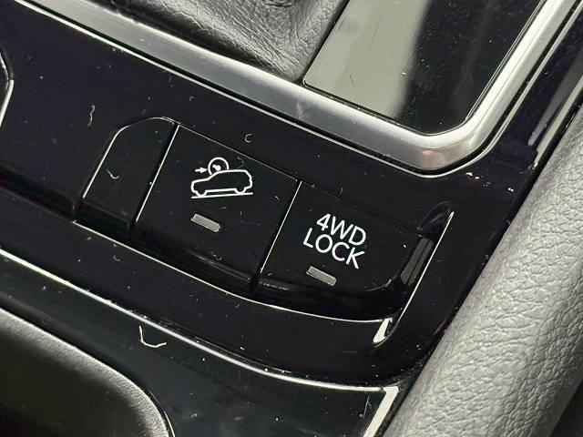 お問い合わせは０５２−６５５−４９０２まで。最寄り駅はあおなみ線「中島駅」から車で５分。名古屋駅からは１０分で到着出来ます！事前にご連絡頂ければ駅までお迎えにあがります。