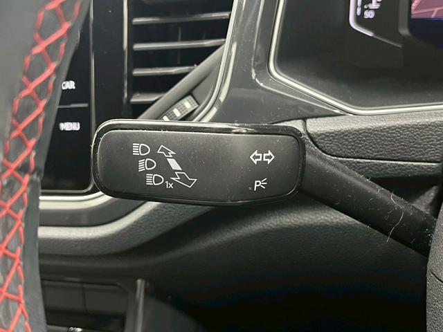 Ｔ－ロック ＴＤＩ　スポーツ　フルセグＴＶ／ＡｐｐｌｅＣａｒＰｌａｙ／レーダークルーズ／電動リアゲート／ブラインドスポット／バックカメラ／ＣＤデッキ／デジタルメーター／ＥＴＣ／パドルシフト／プッシュスタート／ステアリングリモコン（55枚目）