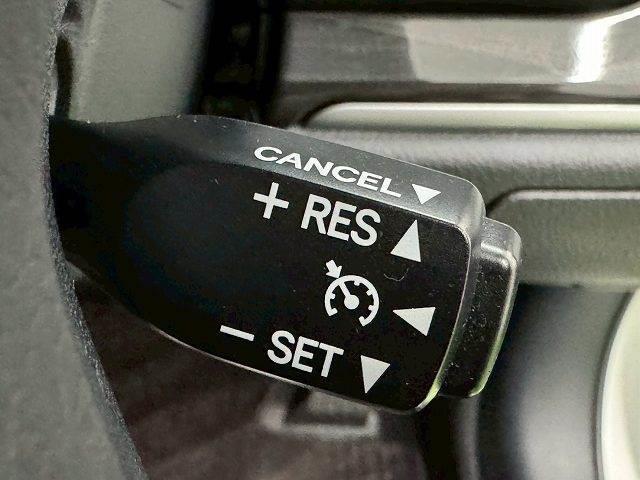 クラウン アスリートS ワンオーナー/プレシャスシルバー/フルセグTV/バックカメラ/ETC/Bluetooth接続/クルーズコントロール/電動シート/ウインカーミラー/ステアリングリモコン/プッシュスタート/スマートキー/(6枚目)