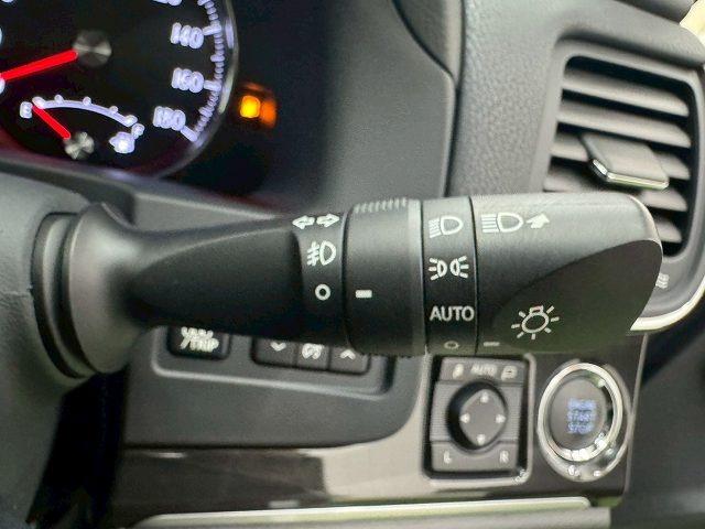 クラウン アスリートS ワンオーナー/プレシャスシルバー/フルセグTV/バックカメラ/ETC/Bluetooth接続/クルーズコントロール/電動シート/ウインカーミラー/ステアリングリモコン/プッシュスタート/スマートキー/(36枚目)