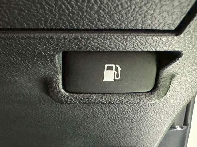 クラウン アスリートS ワンオーナー/プレシャスシルバー/フルセグTV/バックカメラ/ETC/Bluetooth接続/クルーズコントロール/電動シート/ウインカーミラー/ステアリングリモコン/プッシュスタート/スマートキー/(42枚目)