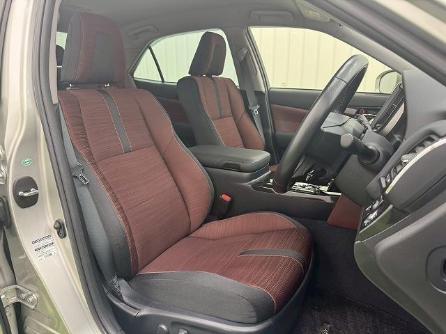 クラウン アスリートS ワンオーナー/プレシャスシルバー/フルセグTV/バックカメラ/ETC/Bluetooth接続/クルーズコントロール/電動シート/ウインカーミラー/ステアリングリモコン/プッシュスタート/スマートキー/(67枚目)