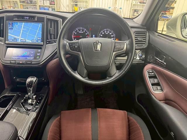 クラウン アスリートS ワンオーナー/プレシャスシルバー/フルセグTV/バックカメラ/ETC/Bluetooth接続/クルーズコントロール/電動シート/ウインカーミラー/ステアリングリモコン/プッシュスタート/スマートキー/(73枚目)