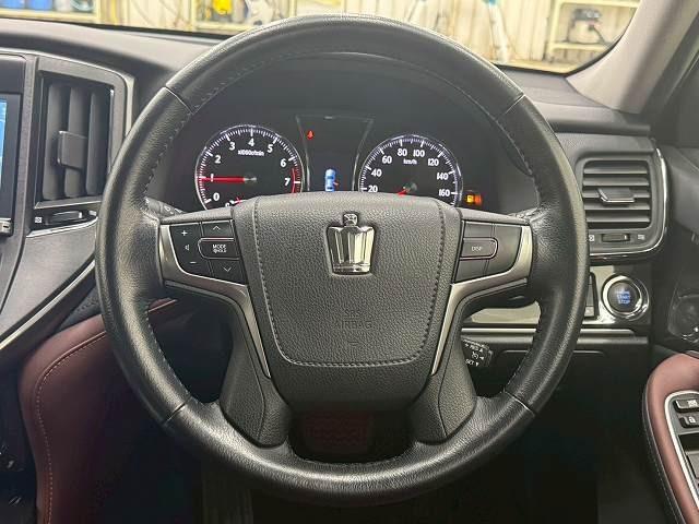 クラウン アスリートS ワンオーナー/プレシャスシルバー/フルセグTV/バックカメラ/ETC/Bluetooth接続/クルーズコントロール/電動シート/ウインカーミラー/ステアリングリモコン/プッシュスタート/スマートキー/(74枚目)