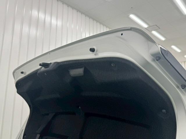 クラウン アスリートS ワンオーナー/プレシャスシルバー/フルセグTV/バックカメラ/ETC/Bluetooth接続/クルーズコントロール/電動シート/ウインカーミラー/ステアリングリモコン/プッシュスタート/スマートキー/(77枚目)