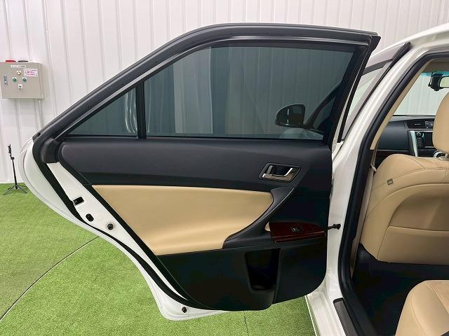 マークX プレミアム フルセグTV/バックカメラ/シートヒーター/ETC/社外アルミ/ハーフレザー/電動シート/ドライブレコーダー/クリアランスソナー/ステアリングリモコン/パーキングアシスト/プッシュスタート/スマートキ(77枚目)