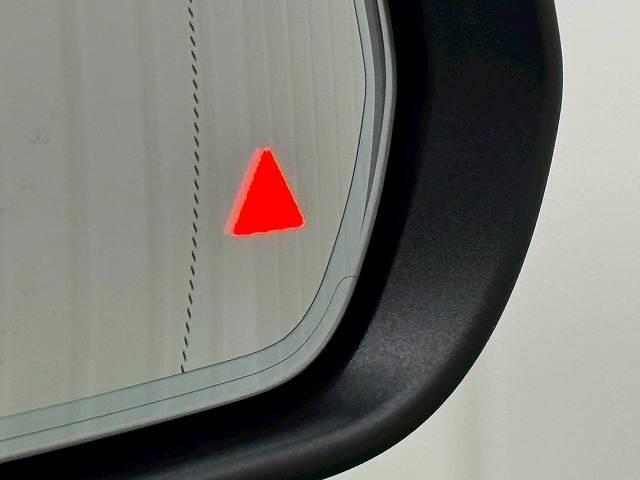 Cクラスステーションワゴン C220d ワゴンアバンギャルド AMGライン AppleCarPlay/フルセグTV/黒革シート/バックカメラ/ETC/レーダークルーズ/ブラインドスポット/エアサスペンション/シートメモリ/シートヒーター/ドライブレコーダー/アンビエントライト(6枚目)