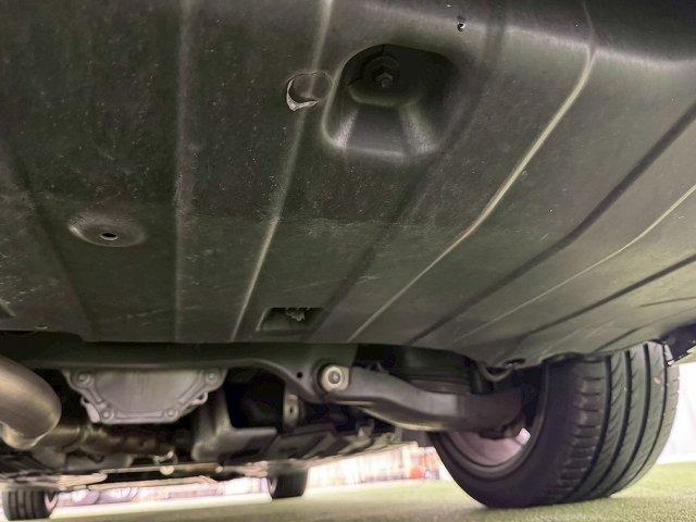 Cクラスステーションワゴン C220d ワゴンアバンギャルド AMGライン AppleCarPlay/フルセグTV/黒革シート/バックカメラ/ETC/レーダークルーズ/ブラインドスポット/エアサスペンション/シートメモリ/シートヒーター/ドライブレコーダー/アンビエントライト(23枚目)