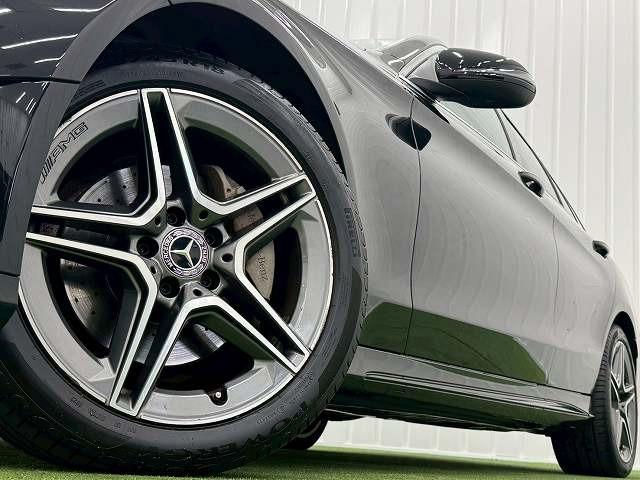 Cクラスステーションワゴン C220d ワゴンアバンギャルド AMGライン AppleCarPlay/フルセグTV/黒革シート/バックカメラ/ETC/レーダークルーズ/ブラインドスポット/エアサスペンション/シートメモリ/シートヒーター/ドライブレコーダー/アンビエントライト(26枚目)