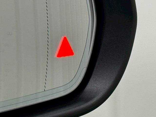 Cクラスステーションワゴン C220d ワゴンアバンギャルド AMGライン AppleCarPlay/フルセグTV/黒革シート/バックカメラ/ETC/レーダークルーズ/ブラインドスポット/エアサスペンション/シートメモリ/シートヒーター/ドライブレコーダー/アンビエントライト(33枚目)