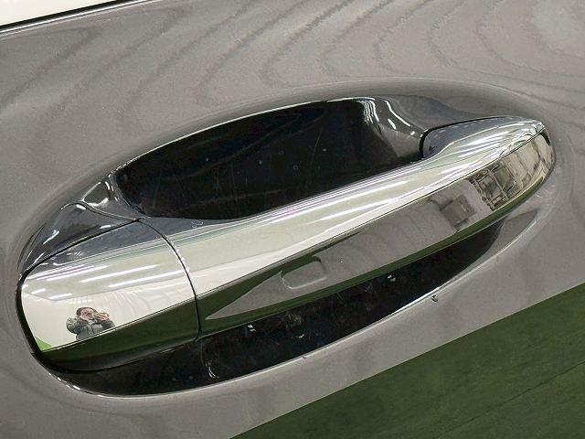 Cクラスステーションワゴン C220d ワゴンアバンギャルド AMGライン AppleCarPlay/フルセグTV/黒革シート/バックカメラ/ETC/レーダークルーズ/ブラインドスポット/エアサスペンション/シートメモリ/シートヒーター/ドライブレコーダー/アンビエントライト(34枚目)