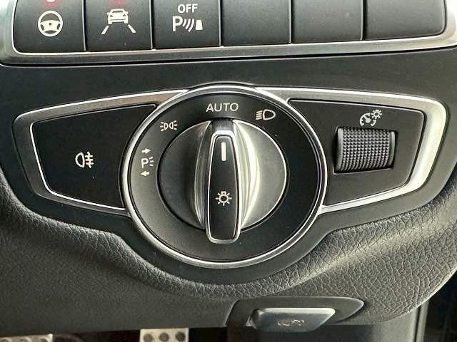 Cクラスステーションワゴン C220d ワゴンアバンギャルド AMGライン AppleCarPlay/フルセグTV/黒革シート/バックカメラ/ETC/レーダークルーズ/ブラインドスポット/エアサスペンション/シートメモリ/シートヒーター/ドライブレコーダー/アンビエントライト(46枚目)