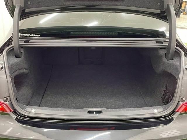 Ｓ９０ Ｔ６　ＡＷＤ　インスクリプション　サンルーフ／全周囲カメラ／茶革シート／ＡｐｐｌｅＣａｒＰｌａｙ／Ｂｏｗｅｒｓ＆Ｗｉｌｋｉｎｓ／フルセグＴＶ／電動リアゲート／ヘッドアップディスプレイ／シートヒーター／シートメモリ／クリアランスソナー（11枚目）