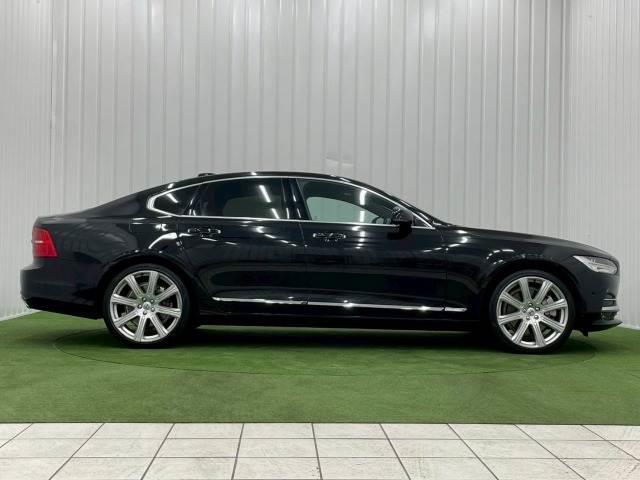 Ｓ９０ Ｔ６　ＡＷＤ　インスクリプション　サンルーフ／全周囲カメラ／茶革シート／ＡｐｐｌｅＣａｒＰｌａｙ／Ｂｏｗｅｒｓ＆Ｗｉｌｋｉｎｓ／フルセグＴＶ／電動リアゲート／ヘッドアップディスプレイ／シートヒーター／シートメモリ／クリアランスソナー（15枚目）