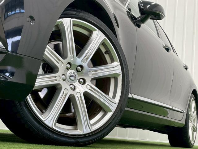 Ｓ９０ Ｔ６　ＡＷＤ　インスクリプション　サンルーフ／全周囲カメラ／茶革シート／ＡｐｐｌｅＣａｒＰｌａｙ／Ｂｏｗｅｒｓ＆Ｗｉｌｋｉｎｓ／フルセグＴＶ／電動リアゲート／ヘッドアップディスプレイ／シートヒーター／シートメモリ／クリアランスソナー（26枚目）