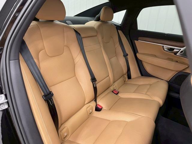 Ｓ９０ Ｔ６　ＡＷＤ　インスクリプション　サンルーフ／全周囲カメラ／茶革シート／ＡｐｐｌｅＣａｒＰｌａｙ／Ｂｏｗｅｒｓ＆Ｗｉｌｋｉｎｓ／フルセグＴＶ／電動リアゲート／ヘッドアップディスプレイ／シートヒーター／シートメモリ／クリアランスソナー（73枚目）