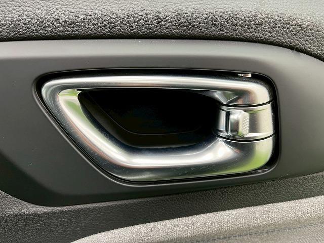 ジープ・コンパス ロンジチュード　ワンオーナー／ＡｐｐｌｅＣａｒＰｌａｙ／フルセグＴＶ／バックカメラ／ＥＴＣ／レーダークルーズ／ブラインドスポット／ドライブレコーダー／クリアランスソナー／ＬＥＤライト／ルーフレール／ステアリングリモコ（46枚目）