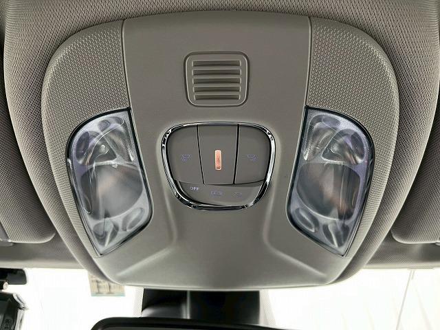 ジープ・コンパス ロンジチュード　ワンオーナー／ＡｐｐｌｅＣａｒＰｌａｙ／フルセグＴＶ／バックカメラ／ＥＴＣ／レーダークルーズ／ブラインドスポット／ドライブレコーダー／クリアランスソナー／ＬＥＤライト／ルーフレール／ステアリングリモコ（65枚目）