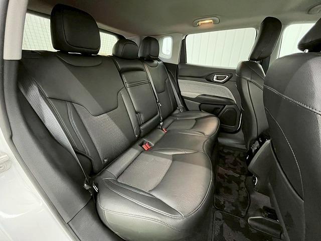 ジープ・コンパス ロンジチュード　ワンオーナー／ＡｐｐｌｅＣａｒＰｌａｙ／フルセグＴＶ／バックカメラ／ＥＴＣ／レーダークルーズ／ブラインドスポット／ドライブレコーダー／クリアランスソナー／ＬＥＤライト／ルーフレール／ステアリングリモコ（76枚目）