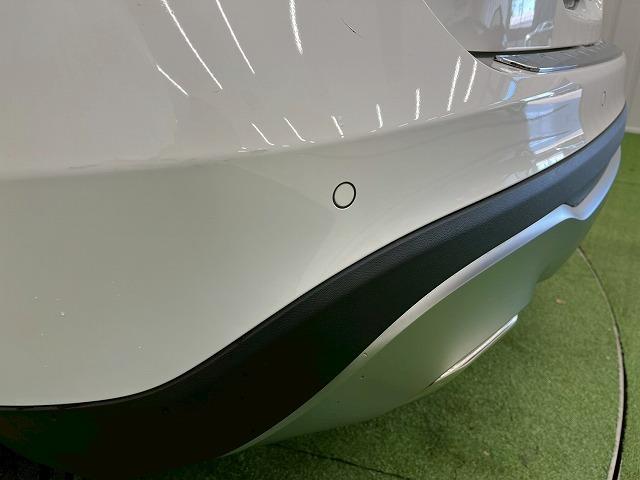 ＧＬＡクラス ＧＬＡ１８０　プレミアムＰＫＧ／ベーシックＰＫＧ／レーダーセーフティＰＫＧ／黒革シート／サンルーフ／ハーマンカードン／ブラインドスポット／シルバールーフレール／純正１８ｉｎアルミ／ドライブレコーダー／シートメモリ（25枚目）