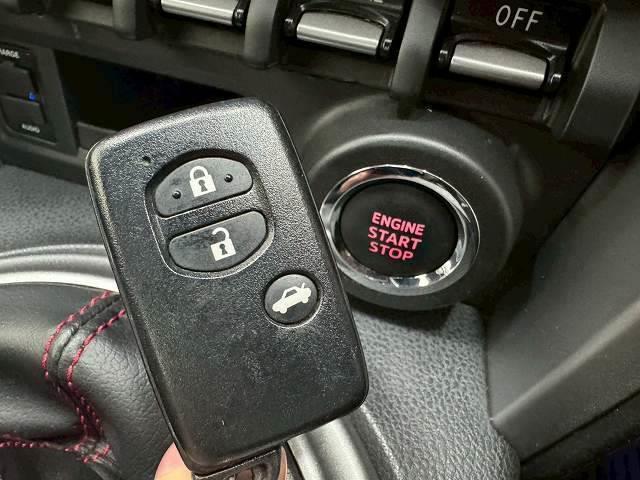 �y�X�}�[�g�L�[�z�ԓ��ւ̃A�N�Z�X��G���W���n�����y�X�ɍs���鍡��K�{�A�C�e���̃L�[�����h�~�́u�C���r���C�U�[�v�܂Ŕ�����Ă���܂��B