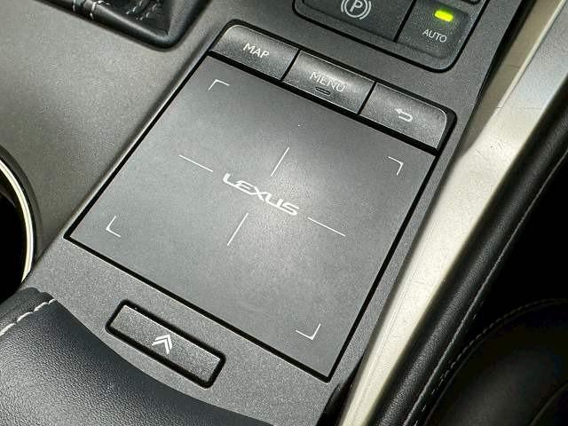 ＮＸ ＮＸ３００ｈ　バージョンＬ　ワンオーナー／全周囲カメラ／ブラインドスポット／ＡＣ１００Ｖ／ヘッドアップディスプレイ／レーダークルーズ／フルセグＴＶ／３眼ＬＥＤライト／電動リアゲート／シートヒーター＆シートクーラー／ＥＴＣ（64枚目）