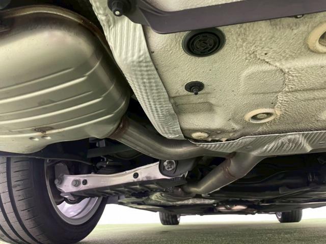 Ａ４アバント ３５ＴＦＳＩ　Ｓライン　ＳラインプラスＰＫＧ／マトリクスＬＥＤヘッドライト／アシスタンスＰＫＧ／ワイヤレス充電／シートヒーター／シートメモリ／ＡｐｐｌｅＣａｒＰｌａｙ／ＥＴＣ／電動リアゲート／パドルシフト／レーダークルーズ（26枚目）