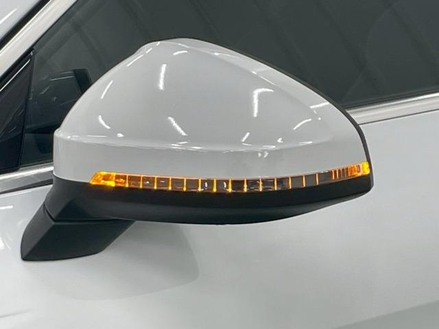 Ａ４アバント ３５ＴＦＳＩ　Ｓライン　ＳラインプラスＰＫＧ／マトリクスＬＥＤヘッドライト／アシスタンスＰＫＧ／ワイヤレス充電／シートヒーター／シートメモリ／ＡｐｐｌｅＣａｒＰｌａｙ／ＥＴＣ／電動リアゲート／パドルシフト／レーダークルーズ（37枚目）