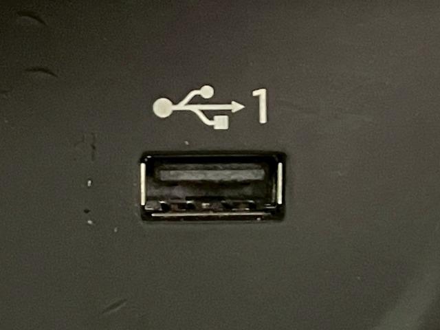 Ａ４アバント ３５ＴＦＳＩ　Ｓライン　ＳラインプラスＰＫＧ／マトリクスＬＥＤヘッドライト／アシスタンスＰＫＧ／ワイヤレス充電／シートヒーター／シートメモリ／ＡｐｐｌｅＣａｒＰｌａｙ／ＥＴＣ／電動リアゲート／パドルシフト／レーダークルーズ（60枚目）