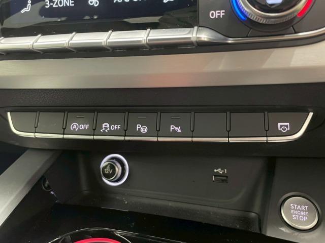 Ａ４アバント ３５ＴＦＳＩ　Ｓライン　ＳラインプラスＰＫＧ／マトリクスＬＥＤヘッドライト／アシスタンスＰＫＧ／ワイヤレス充電／シートヒーター／シートメモリ／ＡｐｐｌｅＣａｒＰｌａｙ／ＥＴＣ／電動リアゲート／パドルシフト／レーダークルーズ（64枚目）