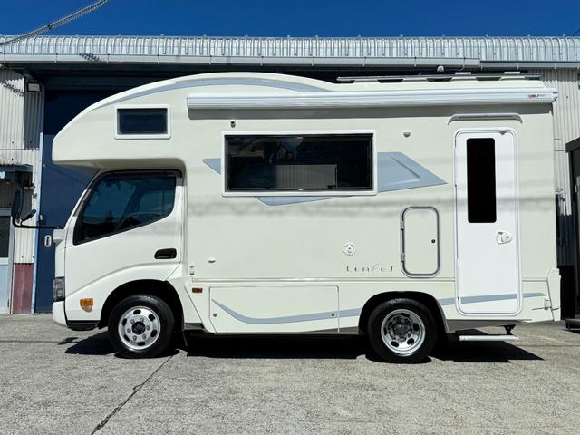 カムロード  バンテック コルドリーブス 4WD ディーゼル ダブルタイヤ 家庭用エアコン ソーラーパネル FFヒーター 85L冷蔵庫 電子レンジ MAXファン パノラミックビューモニター 安全機能 ワンオーナー(46枚目)