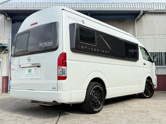 ハイエースバン  トイファクトリー バーデン グランデ ディーゼル 4WD カーサホームスタイルエディション 家庭用エアコン レカロシート FFヒーター 冷蔵庫 1500Wインバーター アルパインビッグX MAXファン(2枚目)
