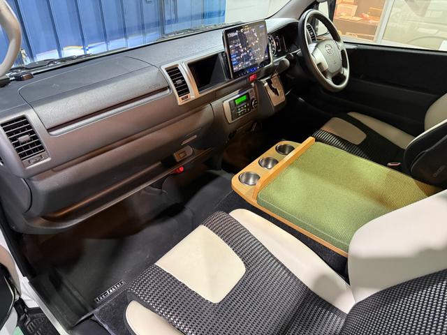 ハイエースバン  トイファクトリー バーデン グランデ ディーゼル 4WD カーサホームスタイルエディション 家庭用エアコン レカロシート FFヒーター 冷蔵庫 1500Wインバーター アルパインビッグX MAXファン(55枚目)