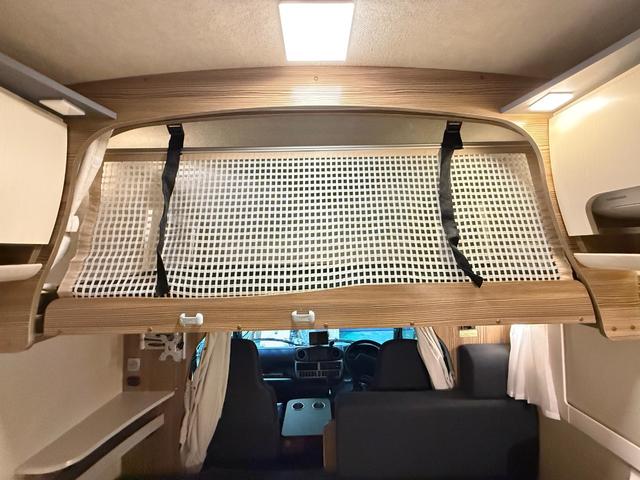 カムロード 　バンテック　ジル５２０　４ＷＤ　ダブルタイヤ　ディーゼル　家庭用エアコン　ＦＦヒーター　ソーラーパネル　温水　シャワー　ソーラーパネル　冷蔵庫　電子レンジ　ＭＡＸファン　２口コンロ　トイレ　安全機能（13枚目）