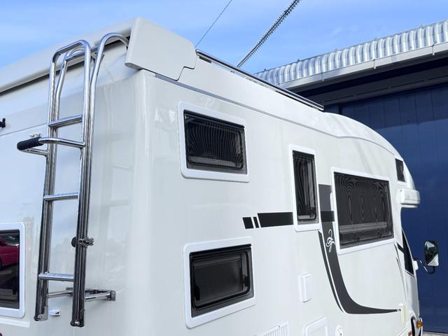 カムロード 　バンテック　ジル５２０　４ＷＤ　ダブルタイヤ　ディーゼル　家庭用エアコン　ＦＦヒーター　ソーラーパネル　温水　シャワー　ソーラーパネル　冷蔵庫　電子レンジ　ＭＡＸファン　２口コンロ　トイレ　安全機能（52枚目）