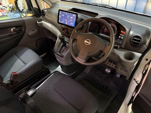 ＮＶ２００バネットバン 　ＡｔｏＺ　アルファ　ＦＦヒーター　テレビ　冷蔵庫　シンク　電子レンジ　マルチルーム　サイドオーニング　サブバッテリー走行充電　外部充電　給排水ポリタンク　ナビ　ＥＴＣ　ドラレコ　バックカメラ（44枚目）