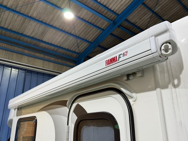 ＮＶ２００バネットバン 　ＡｔｏＺ　アルファ　ＦＦヒーター　テレビ　冷蔵庫　シンク　電子レンジ　マルチルーム　サイドオーニング　サブバッテリー走行充電　外部充電　給排水ポリタンク　ナビ　ＥＴＣ　ドラレコ　バックカメラ（54枚目）