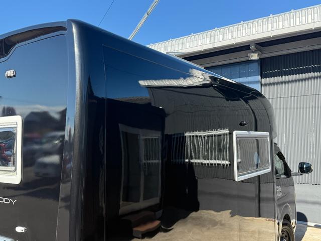 ハイエースバン セキソーボディ トム200L 家庭用エアコン ソーラーパネル FFヒーター 冷蔵庫 インバーター MAXファン シャワー 後席テレビ ツインサブバッテリー 外部電源 サイドオーニング TOM200L(40枚目)