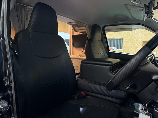 ハイエースバン セキソーボディ トム200L 家庭用エアコン ソーラーパネル FFヒーター 冷蔵庫 インバーター MAXファン シャワー 後席テレビ ツインサブバッテリー 外部電源 サイドオーニング TOM200L(46枚目)