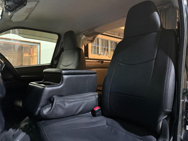 ハイエースバン セキソーボディ トム200L 家庭用エアコン ソーラーパネル FFヒーター 冷蔵庫 インバーター MAXファン シャワー 後席テレビ ツインサブバッテリー 外部電源 サイドオーニング TOM200L(48枚目)