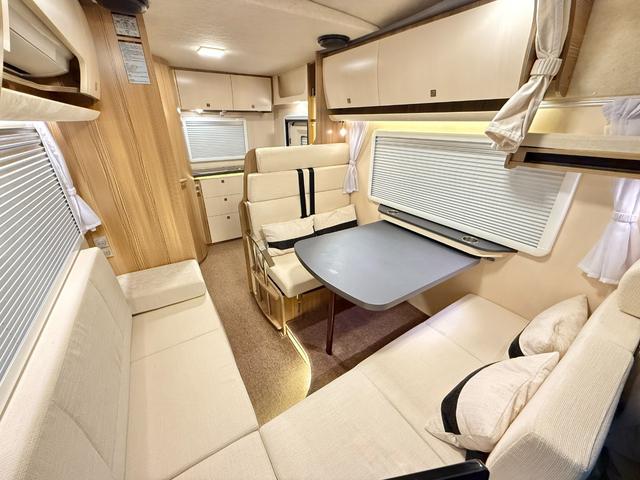 カムロード バンテック ジル イリス リチウム4KWh 4WD ディーゼル ダブルタイヤ 家庭用エアコン ソーラーパネル FFヒーター 温水機能 シャワー 冷蔵庫 1500Wインバーター MAXファン 電子レンジ(8枚目)