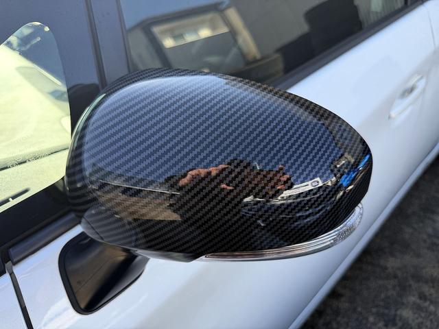 プリウス Ｓツーリングセレクション・Ｇ’ｓ　ＡＬＰＩＮＥナビ　バックカメラ　ＨＩＤヘッドライト　ビルトインＥＴＣ　Ｂｌｕｅｔｏｏｔｈ　純正１８インチアルミ　オートクルーズ（18枚目）