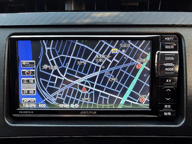 プリウス Ｓツーリングセレクション・Ｇ’ｓ　ＡＬＰＩＮＥナビ　バックカメラ　ＨＩＤヘッドライト　ビルトインＥＴＣ　Ｂｌｕｅｔｏｏｔｈ　純正１８インチアルミ　オートクルーズ（22枚目）