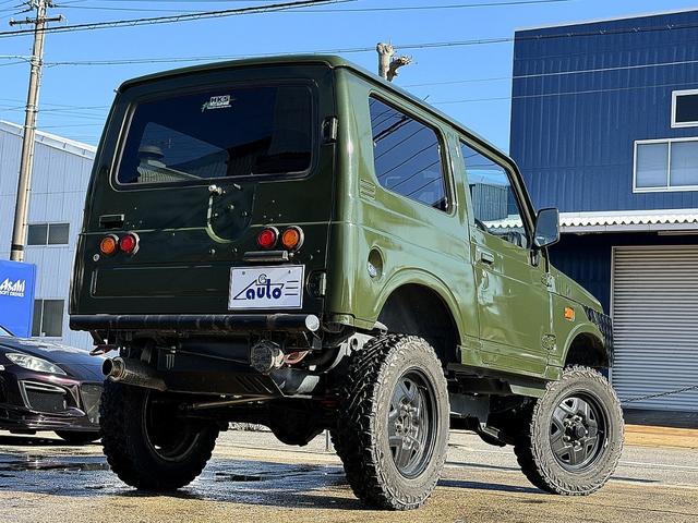 ジムニー ワイルドウインド　リフトアップ　パイプバンパー　カスタムペイント　調整式ラテラルロッド　ＨＫＳマフラー　ＨＫＳエアクリーナー　丸型テールランプ　タンクガード　新タイヤ（8枚目）