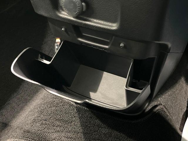 ソリオ Ｇ　ＳＤナビ　禁煙車　バックカメラ　電動スライドドア　Ｂｌｕｅｔｏｏｔｈ再生　ＥＴＣ　スマートキー　ＤＶＤ再生　盗難防止装置　プッシュスタートエンジン　電動格納ミラー　シートリフター（45枚目）