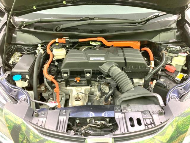 オデッセイハイブリッド ハイブリッドアブソルート・ホンダセンシングＥＸパック　両側電動スライドドア　純正８インチナビ　後席モニター　バックカメラ　衝突被害軽減システム　レーダークルーズ　ハーフレザーシート　パワーシート　ドラレコ　コーナーセンサー　スマートキー　ＬＥＤヘッド（20枚目）