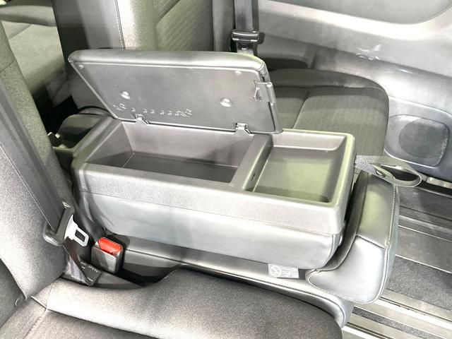 セレナ ハイウェイスターV 禁煙車 純正12.3型ナビ 全周囲カメラ プロパイロット ハンズフリー両側パワスラ ワイヤレス充電 LEDヘッド リアオートエアコン 電子パーキング フル液晶メーター デジタルインナーミラー(62枚目)