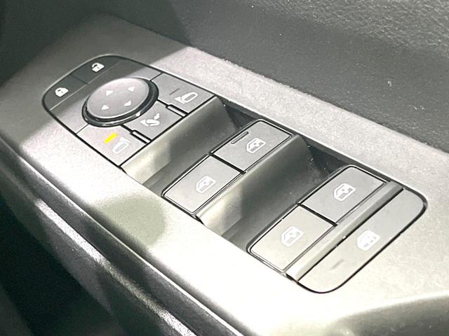 セレナ ハイウェイスターV 禁煙車 純正12.3型ナビ 全周囲カメラ プロパイロット ハンズフリー両側パワスラ ワイヤレス充電 LEDヘッド リアオートエアコン 電子パーキング フル液晶メーター デジタルインナーミラー(71枚目)