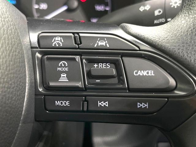 シエンタ ハイブリッドＸ　登録済未使用車　セーフティセンス　レーダークルーズ　ＬＥＤヘッド　電動スライドドア　クリアランスソナー　スマートキー　オートハイビーム　オートライト　オートエアコン　７人乗（4枚目）